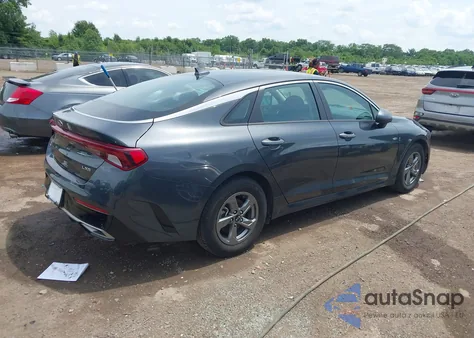 2021 Kia K5 Lxs z USA, uszkodzony, nr VIN 5XXG14J21MG024718